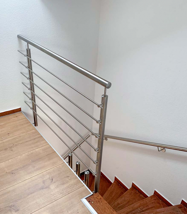 Treppen-, Balkon- & Brüstungsgeländer | batke dekor | holz & metall | Lemgo